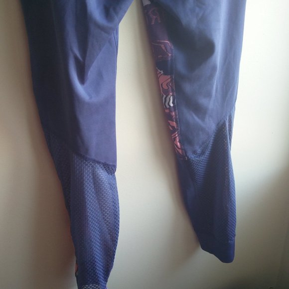 Adidas Yoga Pants L - Picture 5 of 13